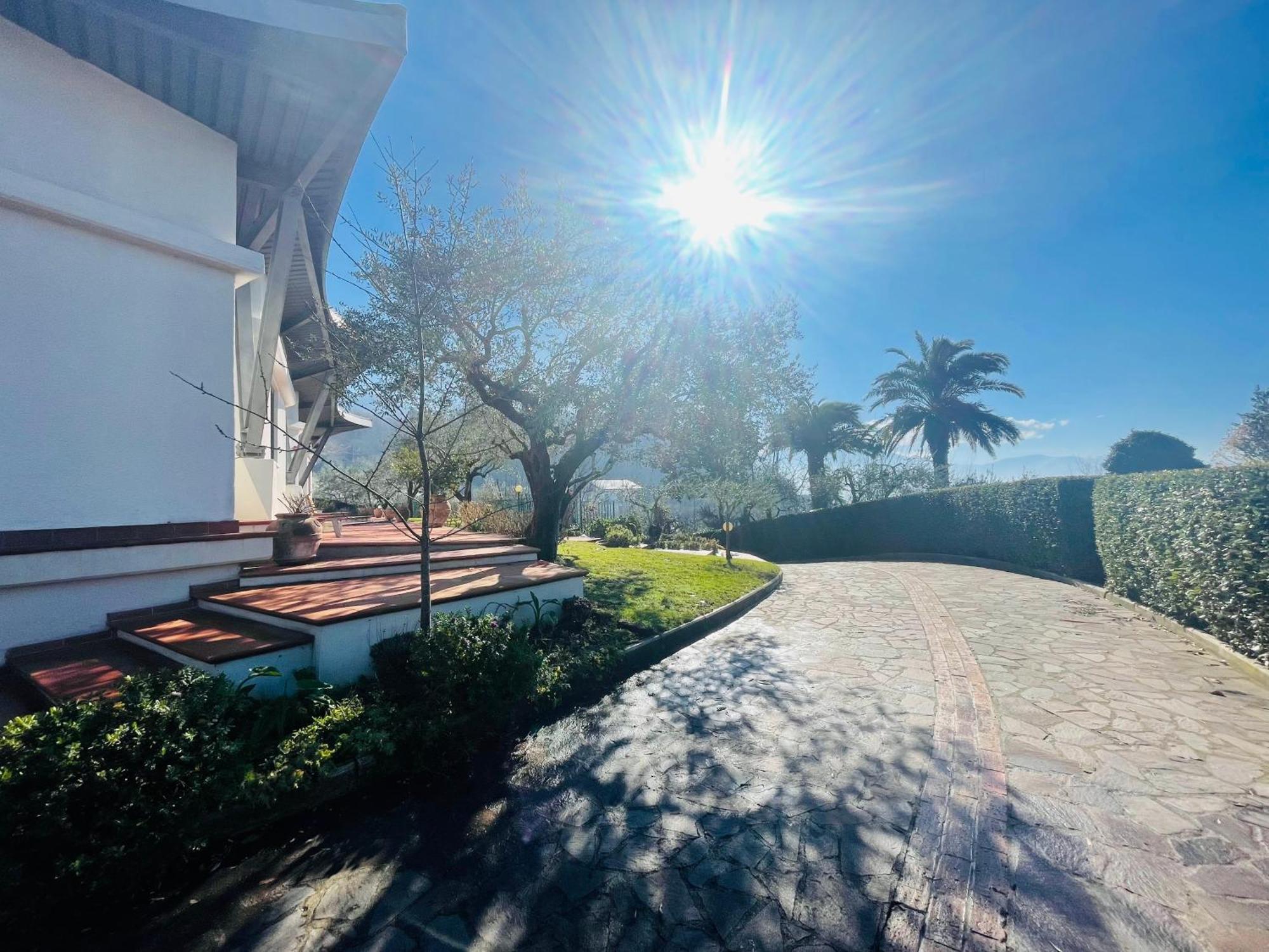 Villa Mandetta B&B Santo Stefano del Sole Екстериор снимка