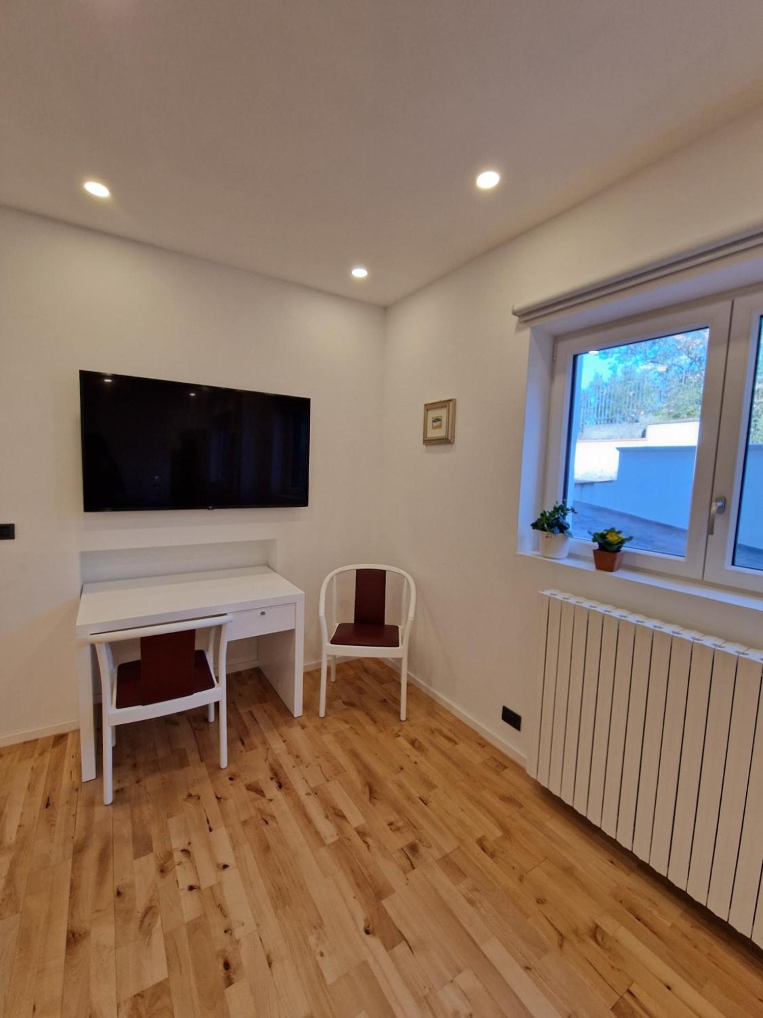 Villa Mandetta B&B Santo Stefano del Sole Екстериор снимка